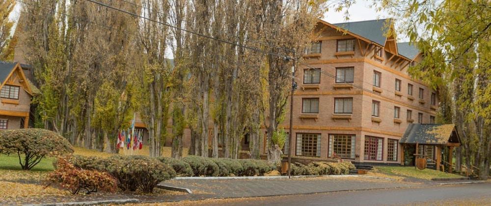 Hotel Posada Los Alamos El Calafate Exteriör bild