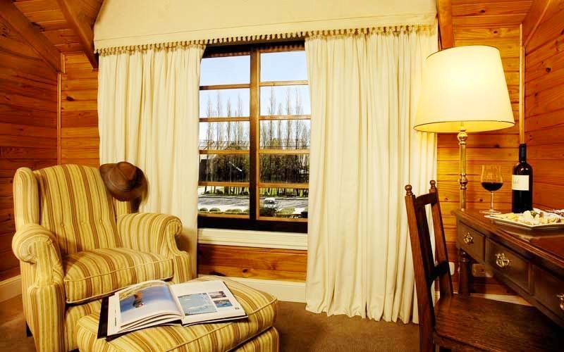 Hotel Posada Los Alamos El Calafate Exteriör bild